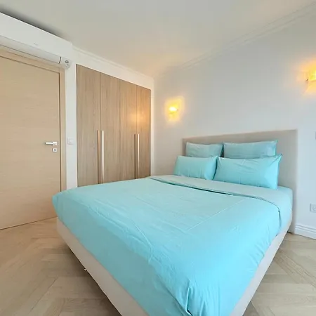 3 Pieces Front De - Appartement *