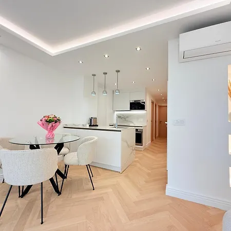 Appartement 3 Pieces Front De - *